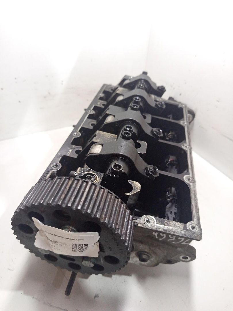 головка блока цилиндров Volkswagen Transporter T5 2006, 1.9 л., дизель, 038103373R