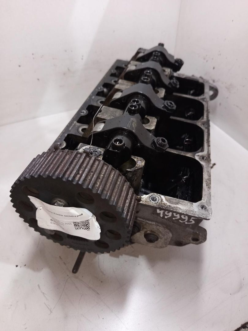 головка блока цилиндров Volkswagen Transporter T5 2006, 1.9 л., дизель, 038103373R