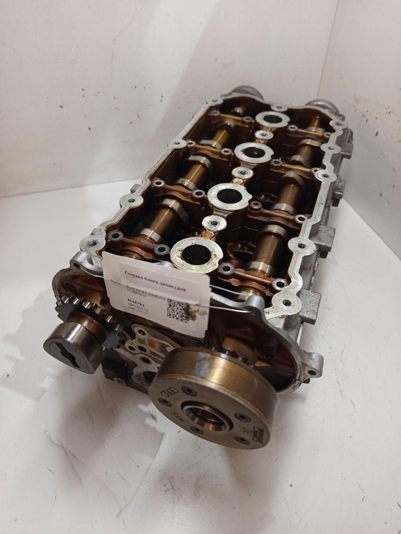 головка блока цилиндров Audi A4 B7 2008, 2.0 л., бензин, 06F103373, 06F103285