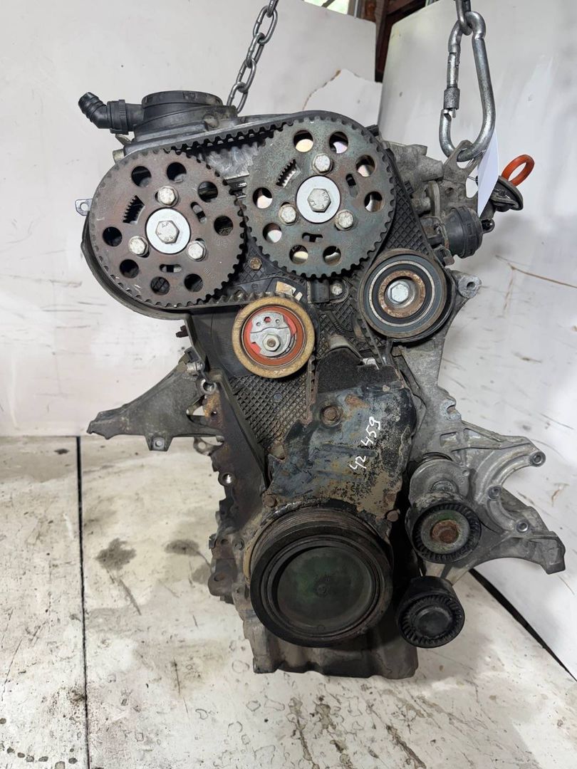 двигатель Audi A4 B7 2006, 2.0 л., дизель, BRD