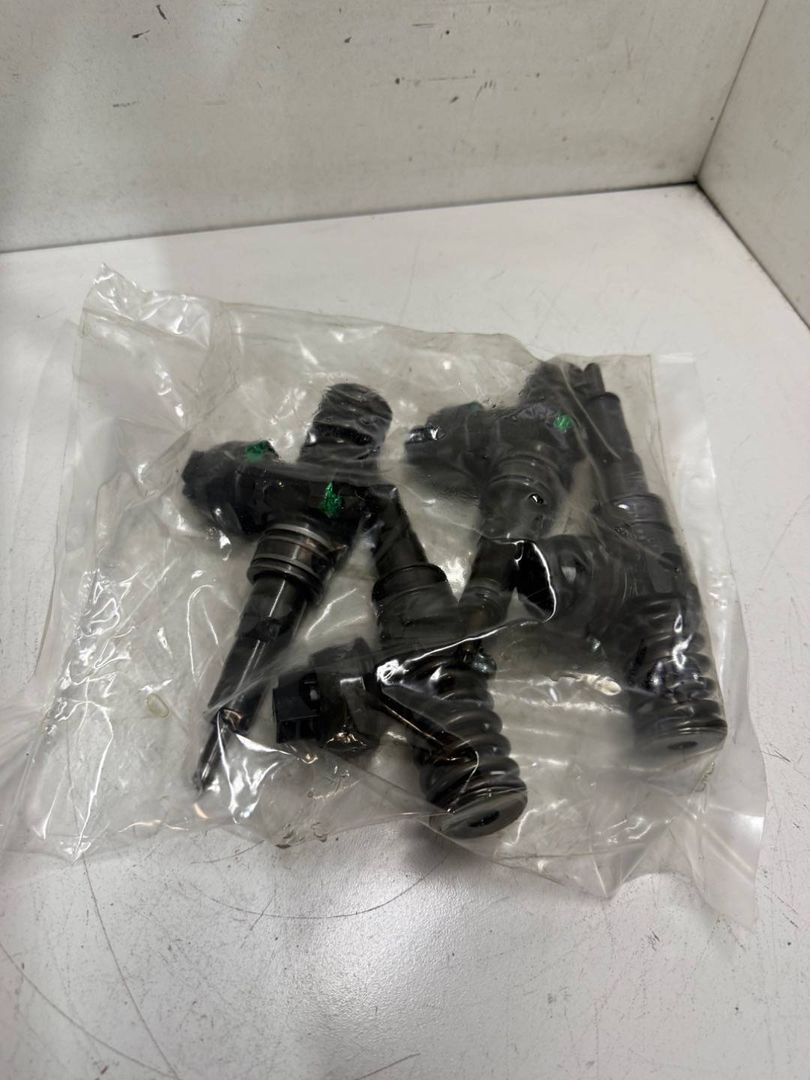 форсунка Volkswagen Passat B6 2007, 2.0 л., BMP, дизель, 038130073BQ, 0414720312 - фото №1