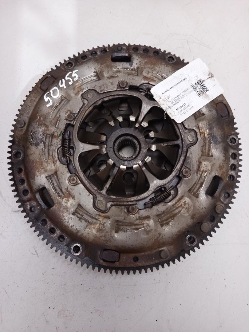 комплект сцепления Volkswagen Passat B6 2008, 1.8 л., бензин, 06J105266K, 415033410, 06J105266AS, 06J105266J, 02A141165M, 02A141165A, 02A141165D, 02A141165E, 02A141165G, 06J105266B - фото №1