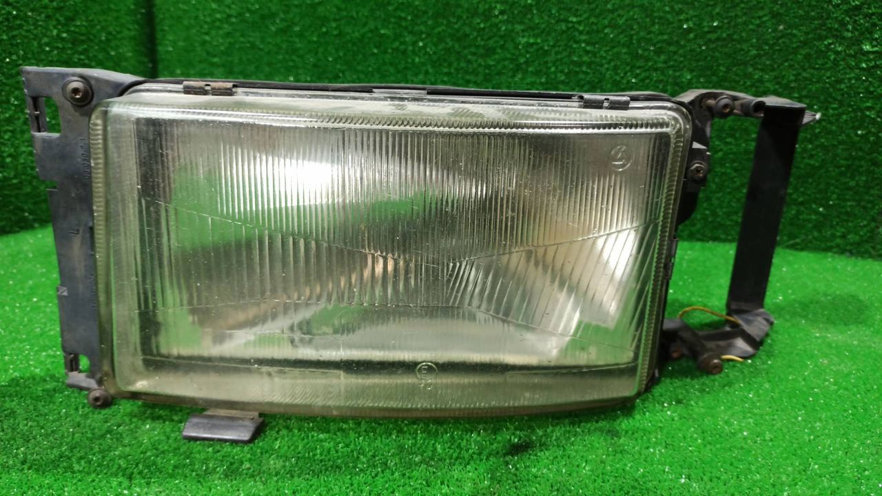 фара левая Scania 4-Series 2004, 11.7 л., DC 12.03, дизель, МКПП, 1732509, 1EG007150-21, 771-1104L-LD-EM - фото №1