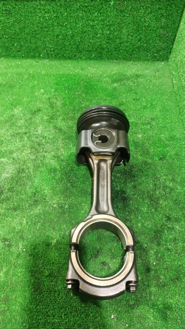 поршень Renault Premium 2 поколение 2007, 10.8 л., DXi 11 450, дизель, МКПП, грузовик, 20480803, 217300802 - фото №1
