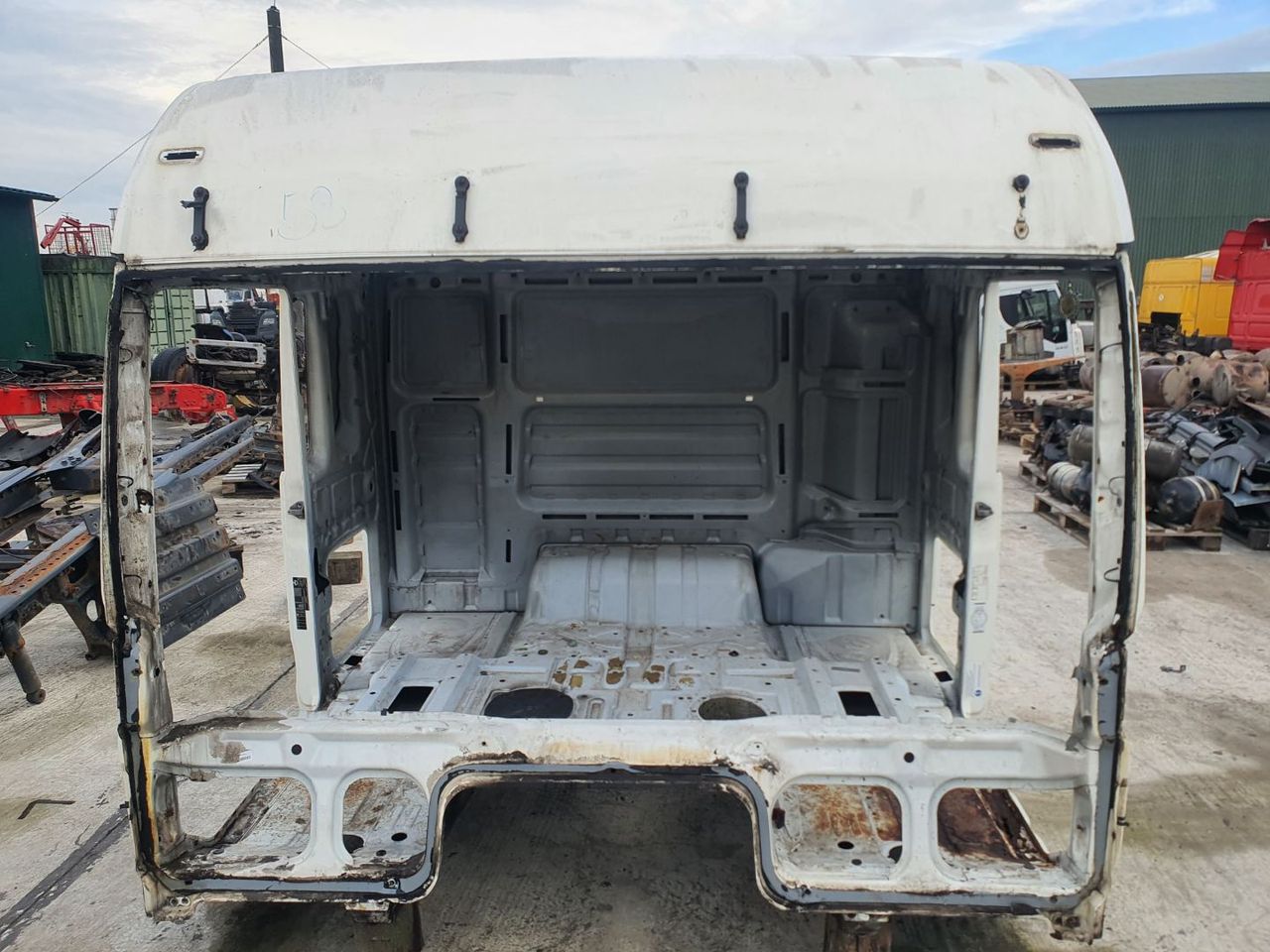 каркас кабины MAN TGA 1 поколение 2006, 12.8 л., D 2876 LF 12, дизель, МКПП, 81600007848, 81600007920, 81600007849, 81600007922 - фото №1
