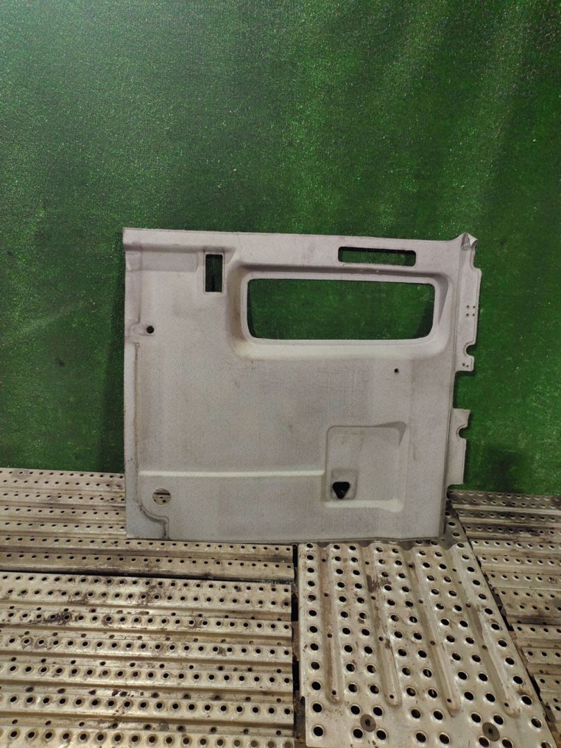 обшивка салона MAN TGA 1 поколение 2006, 10.5 л., D 2066 LF 01, дизель, МКПП, 81625716026 - фото №1