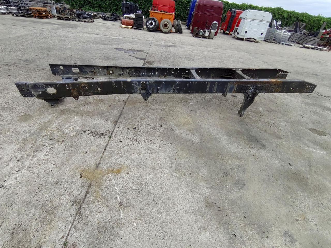 рама Volvo FM 3 поколение 2013, 10.8 л., D11C410, дизель, АКПП, 85137361, 21332947, 21668231, 21668230 - фото №1
