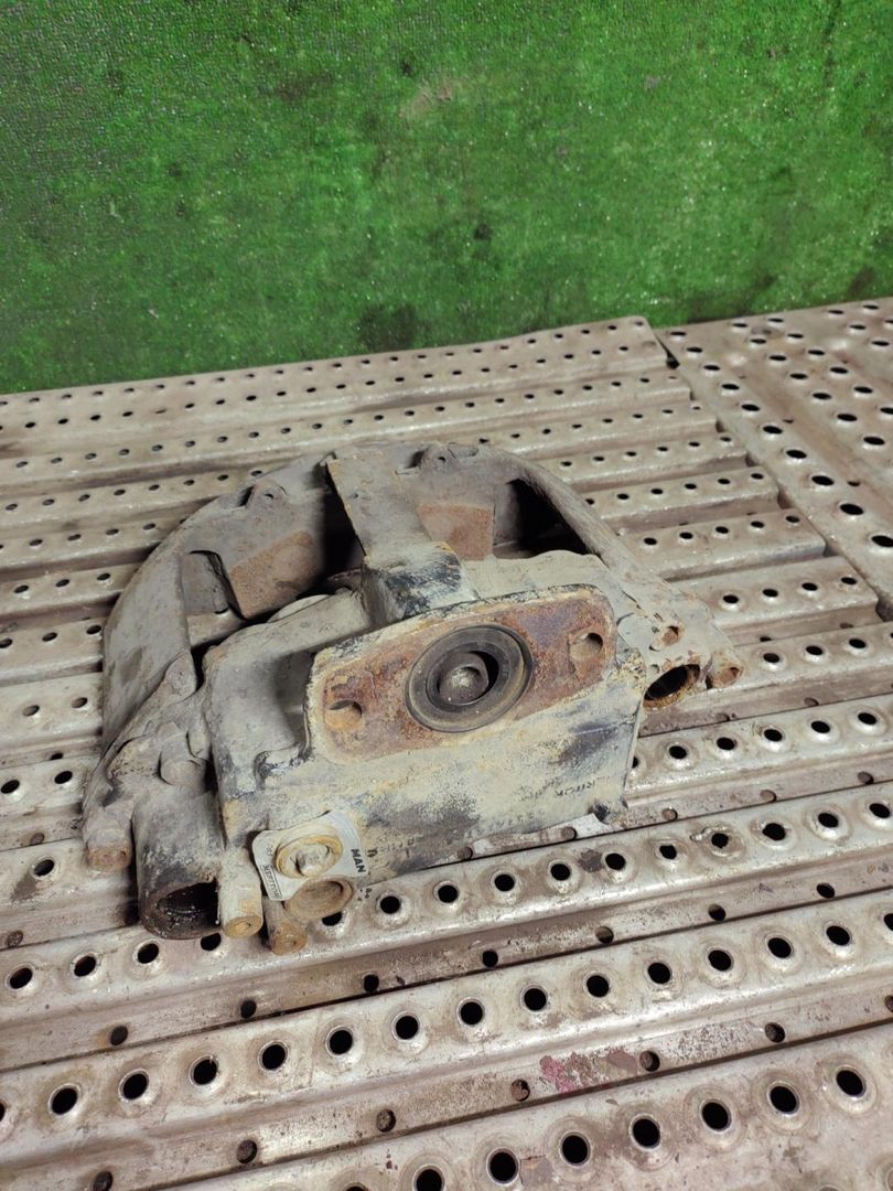 суппорт передний правый MAN TGA 1 поколение 2002, 12.8 л., D 2876 LF 04, дизель, АКПП, 81508046312 - фото №1