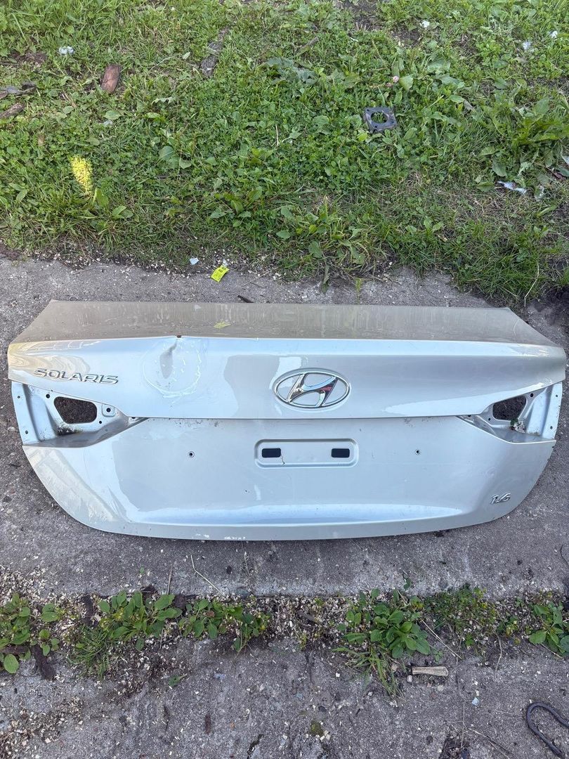 крышка багажника (дверь 3-5) Hyundai Solaris 2 поколение 2018, бензин, МКПП, седан, передний привод