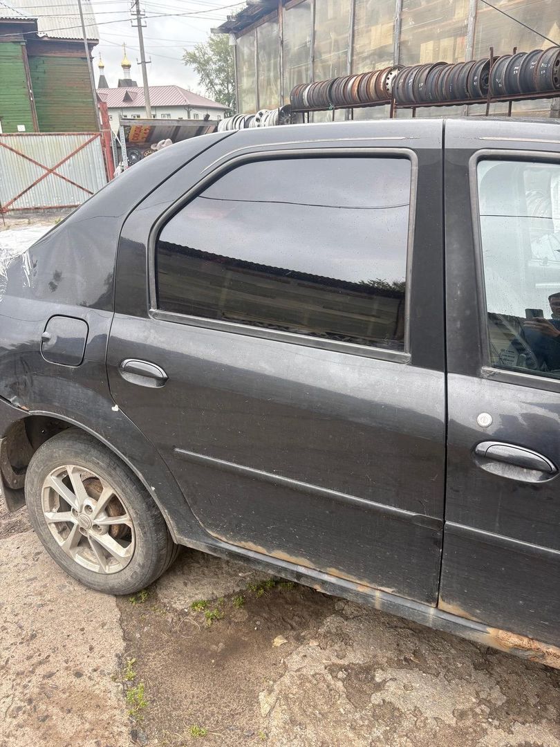 дверь задняя правая Renault Logan 1 поколение 2007, бензин, МКПП, чёрный, седан, передний привод