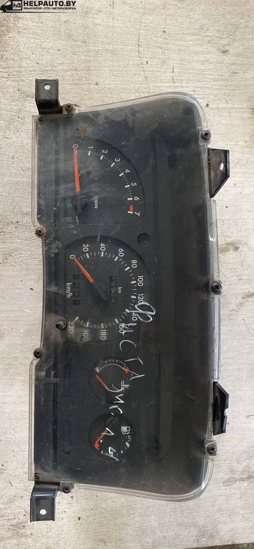 щиток приборов (приборная панель) Ford Fiesta 3 поколение 1994, 1.6 л., бензин, хетчбэк 5 дв. - фото №1