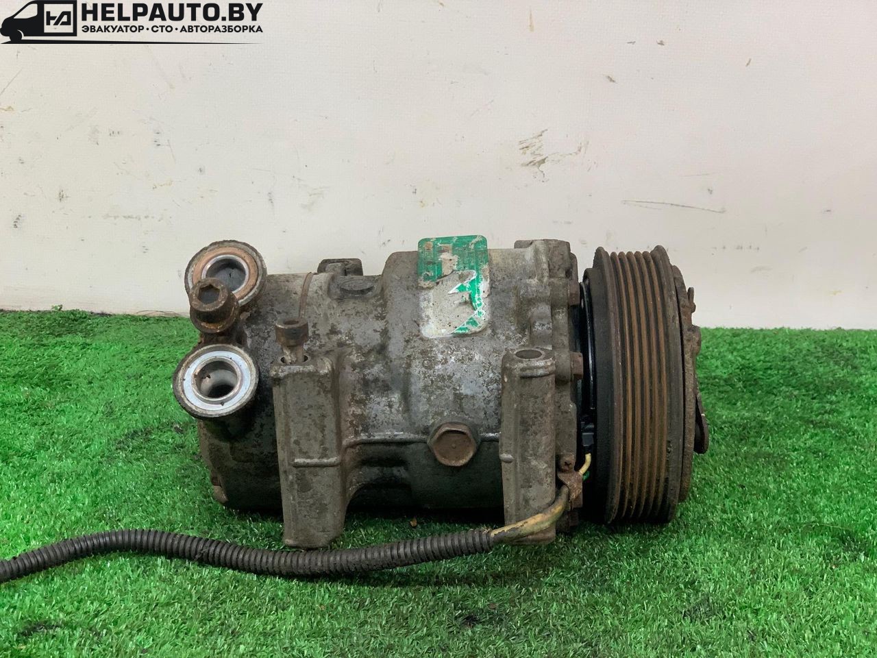 компрессор кондиционера Citroen Xsara Picasso 1 поколение 2002, 2.0 л., бензин, МКПП, серый, передний привод - фото №1