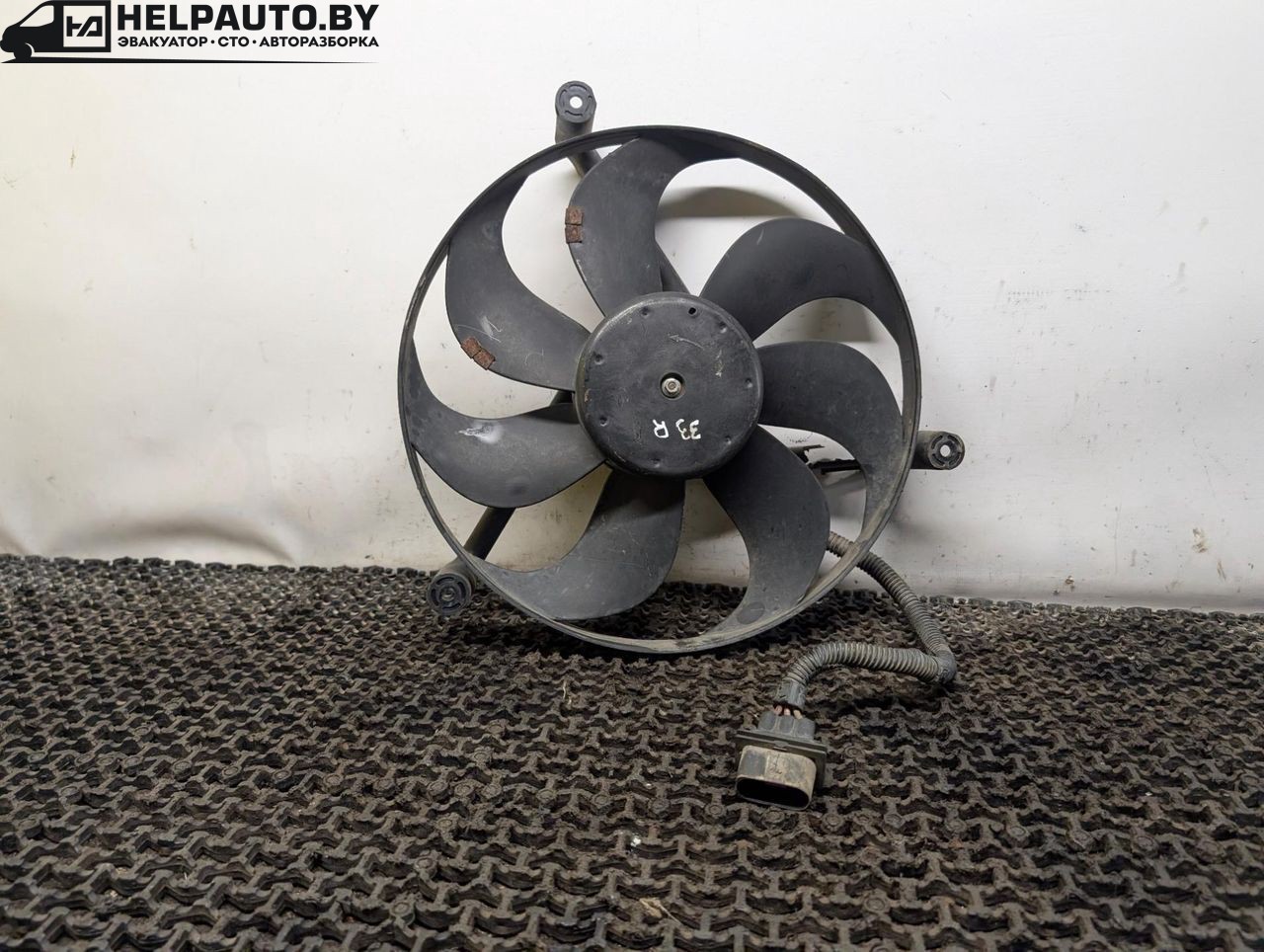 вентилятор радиатора Volkswagen Jetta 4 поколение 2001, 2.0 л., AQY, бензин, МКПП, синий, седан, передний привод - фото №1