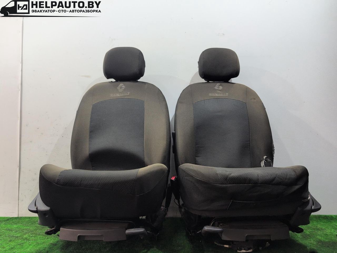 салон (комплект сидений) Renault Laguna 2 поколение 2001, 1.9 л., дизель, МКПП, чёрный, хетчбэк 5 дв., передний привод, LIKVIDACIYA, SKLADA - фото №1