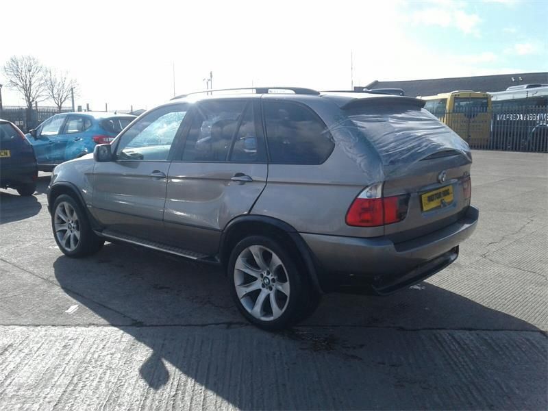 BMW X5 E53 рест. 2005