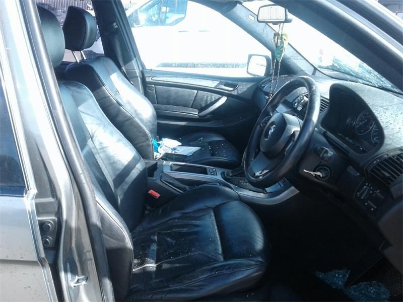 BMW X5 E53 рест. 2005