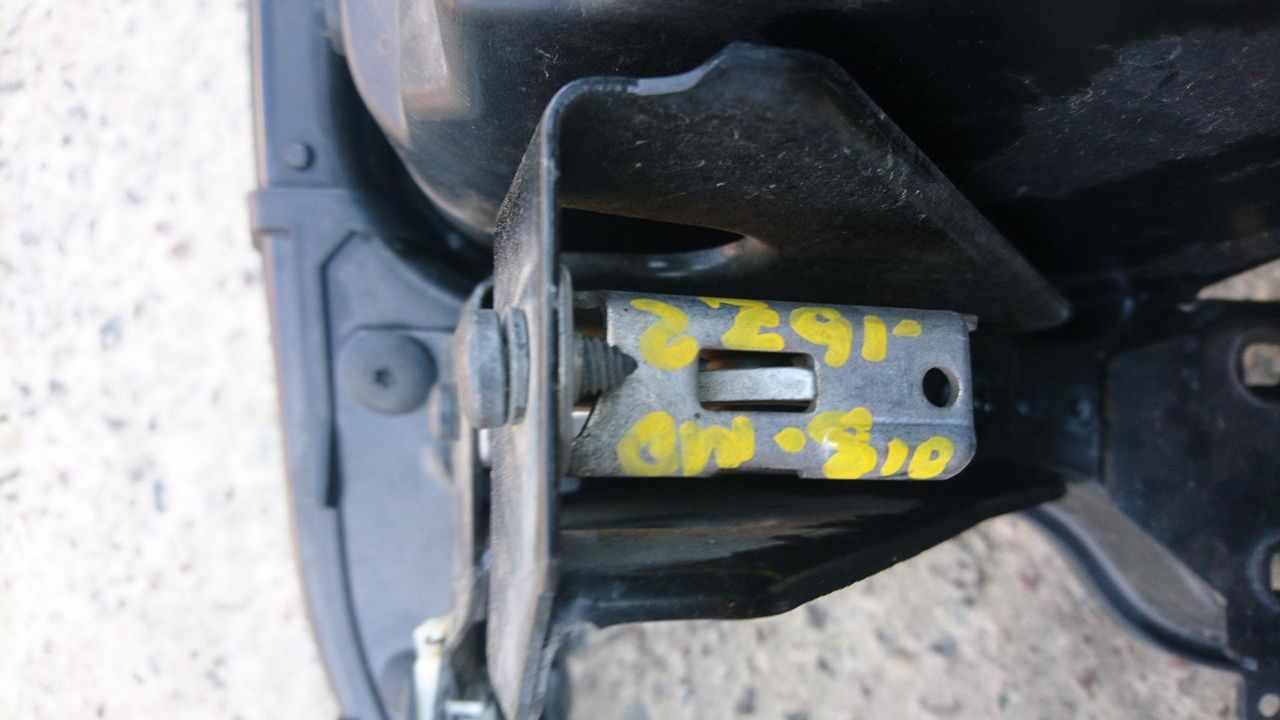 замок капота BMW 3 серия E90/E91 [рестайлинг] 2009, 3.0 л., N57 D30 A, дизель, АКПП, седан, 51237008755