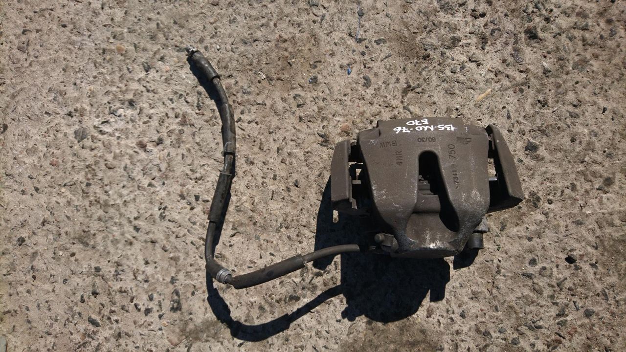 суппорт передний правый BMW X5 E70 2008, 4.8 л., N62 B48 B, бензин, АКПП, внедорожник 5 дв.