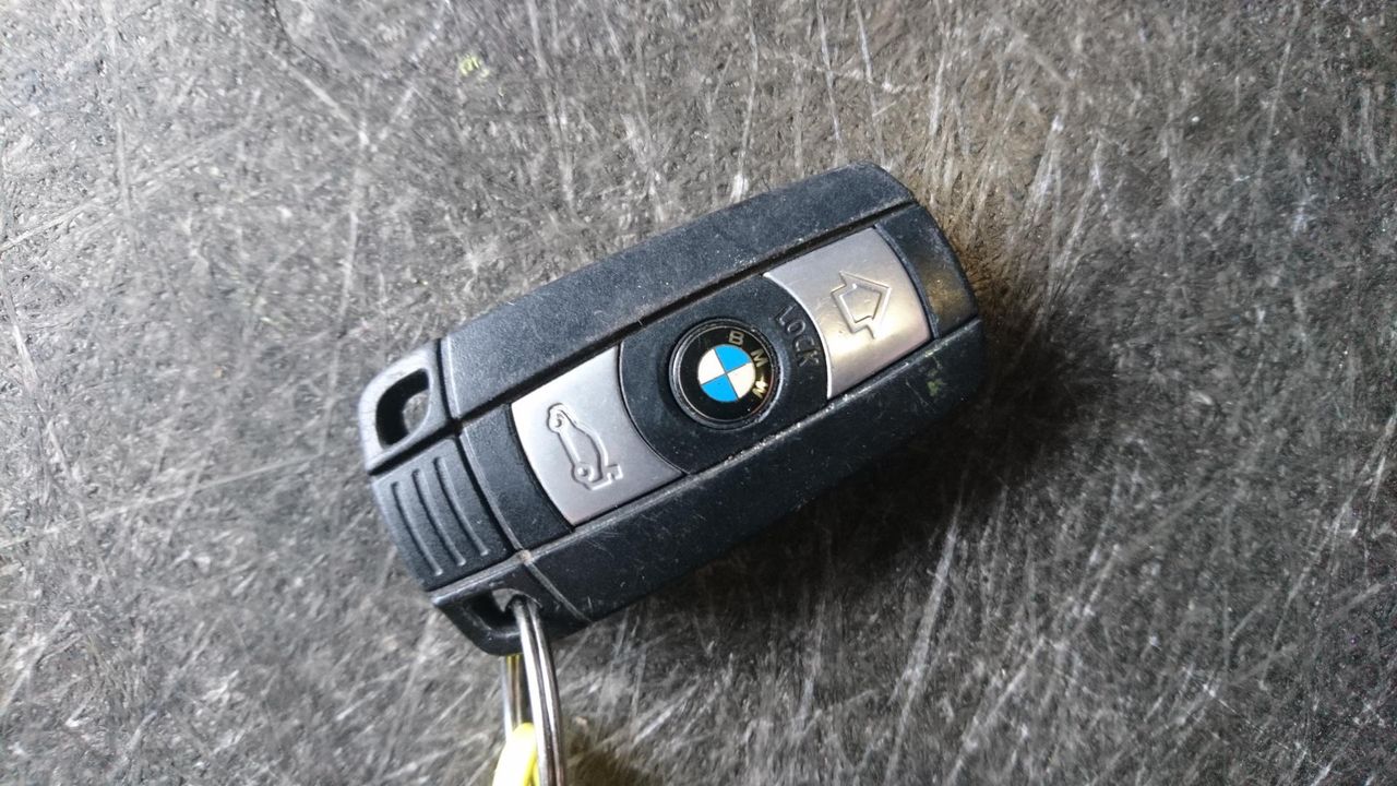 ключ BMW 1 серия E81/E87 [рестайлинг] 2008, 2.0 л., N43 B20 A, бензин, АКПП, синий, хетчбэк 5 дв.