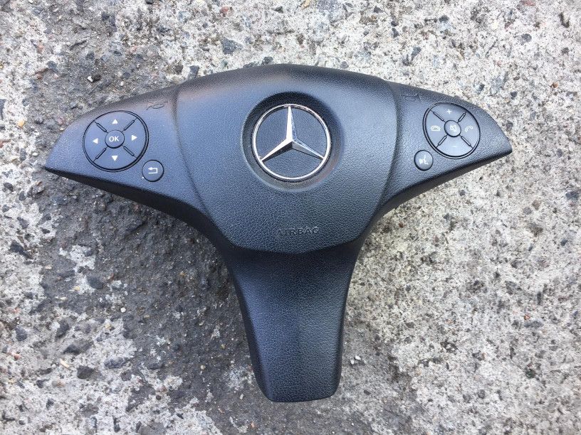 подушка безопасности водителя Mercedes-Benz C-Класс W204/S204 2008, 2.1 л., OM 646.811, дизель, МКПП, серебро, седан