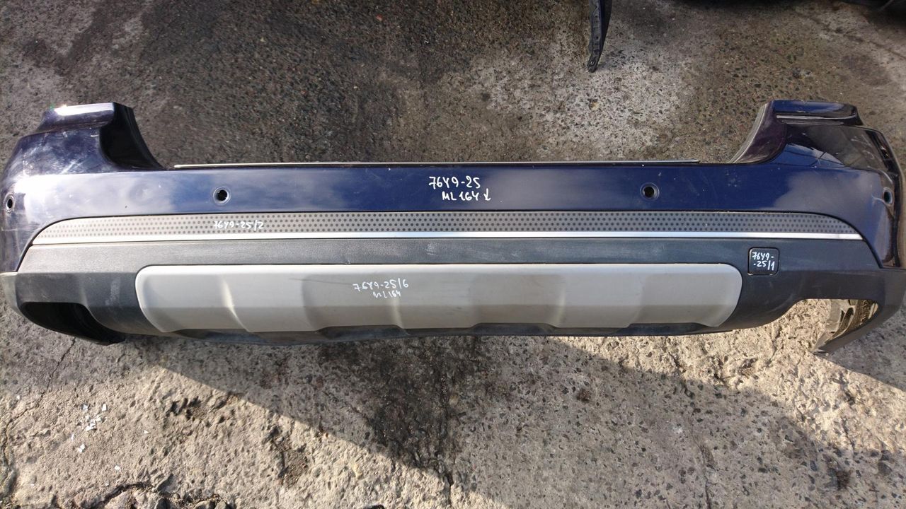 молдинг заднего бампера Mercedes-Benz M-Класс W164 2006, 3.5 л., M 272.967, бензин, АКПП, внедорожник 5 дв., правый руль