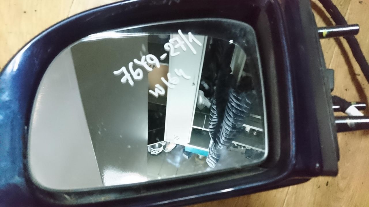 стекло зеркала наружного левого Mercedes-Benz M-Класс W164 2006, 3.5 л., M 272.967, бензин, АКПП, внедорожник 5 дв., правый руль