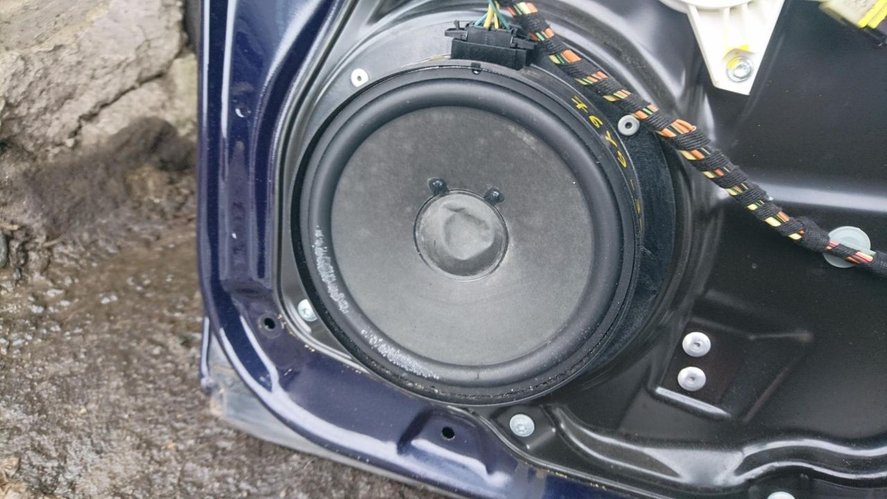 динамик двери Mercedes-Benz M-Класс W164 2006, 3.5 л., M 272.967, бензин, АКПП, внедорожник 5 дв., правый руль, A1648203002