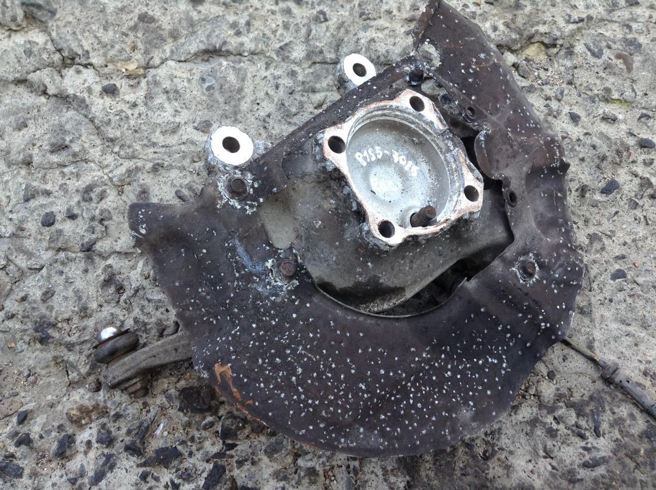 кулак поворотный левый BMW 5 серия E60/E61 2006, 3.0 л., M57 D30 (306D4), дизель, АКПП, синий, седан, 6760953
