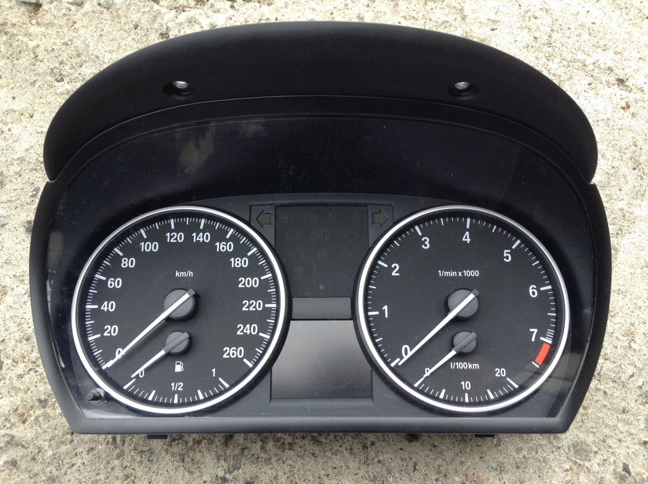 щиток приборов (приборная панель) BMW 3 серия E90/E91 [рестайлинг] 2011, 2.0 л., N43 B20 A, бензин, АКПП, черный, универсал, 9242342