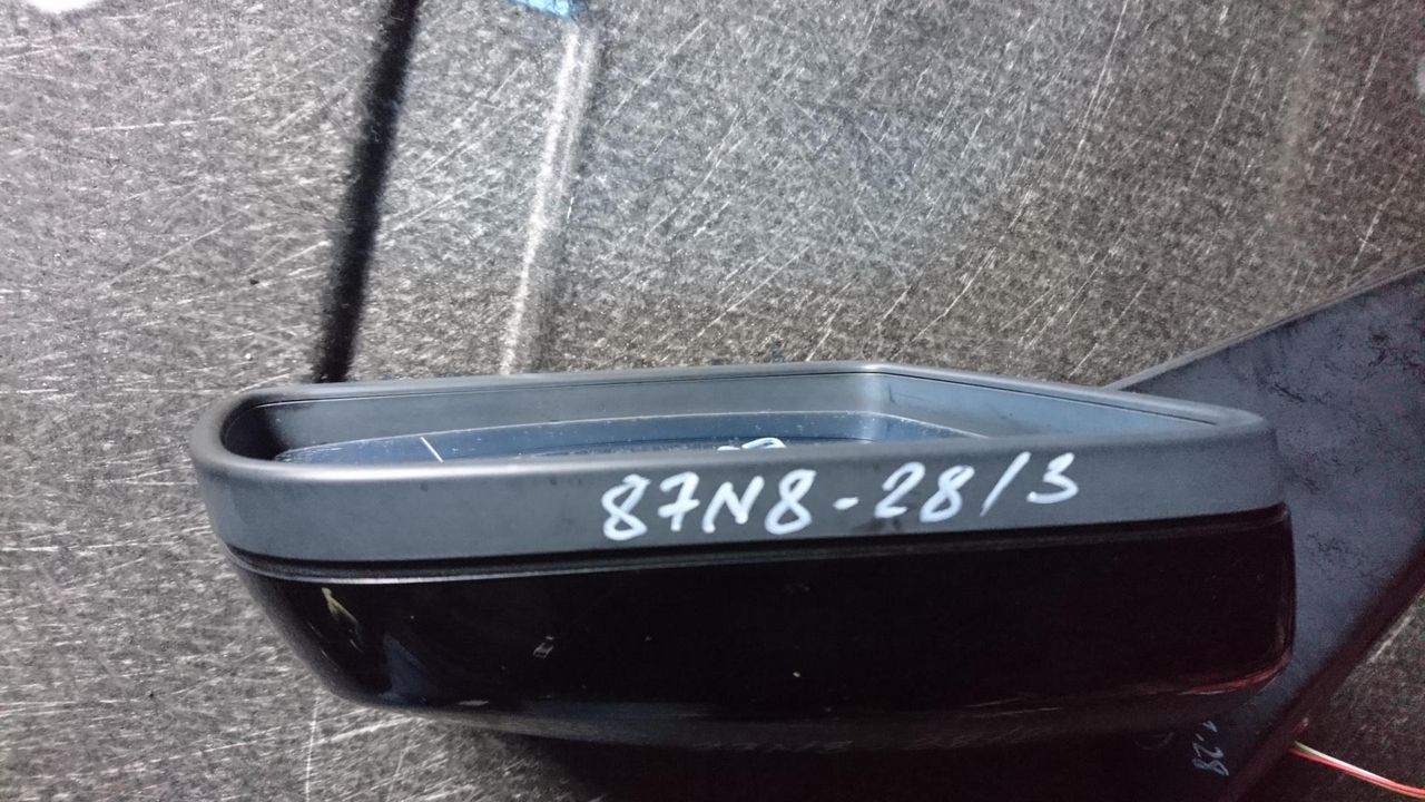 рамка зеркала правого BMW 5 серия E60/E61 [рестайлинг] 2008, 2.0 л., N47 D20 A, дизель, АКПП, универсал