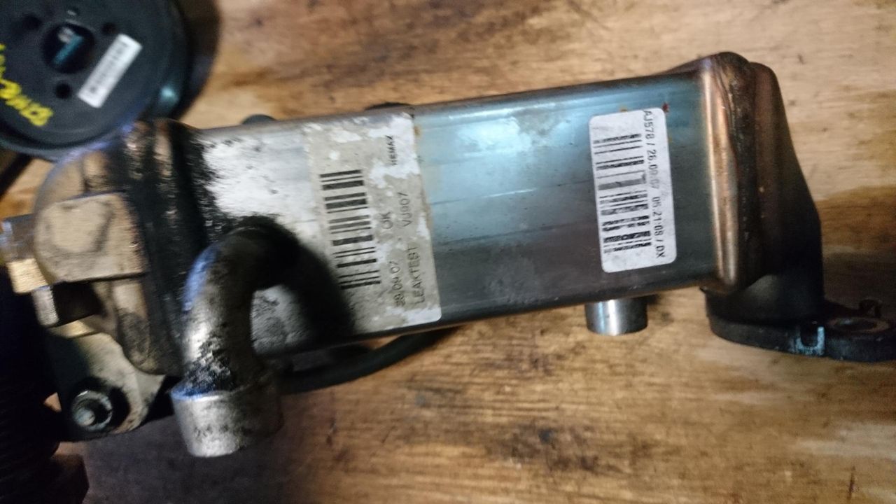 охладитель EGR / Радиатор EGR BMW 5 серия E60/E61 [рестайлинг] 2008, 2.0 л., N47 D20 A, дизель, АКПП, универсал, 7800653
