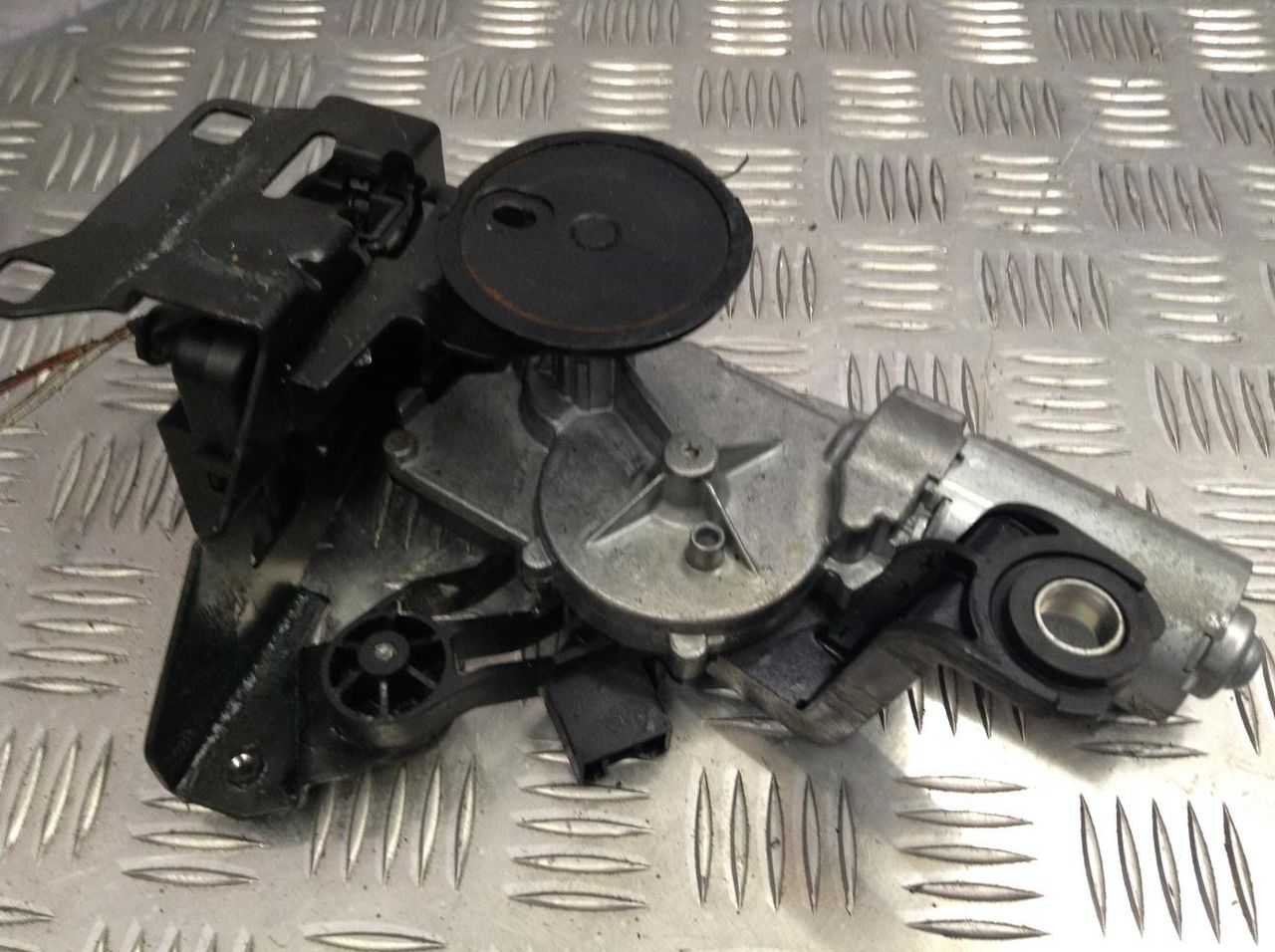 моторчик заднего стеклоочистителя (дворника) BMW 5 серия E60/E61 2005, 3.0 л., M57 D30 (306D4), дизель, АКПП, универсал