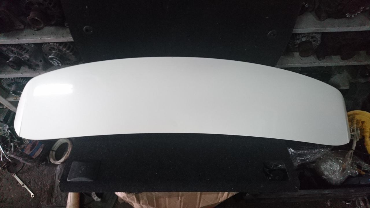 спойлер Mercedes-Benz GL-Класс X166 2014, 3.0 л., OM 642.826, дизель, АКПП, белый, внедорожник 5 дв., A1667900488, A1667930288