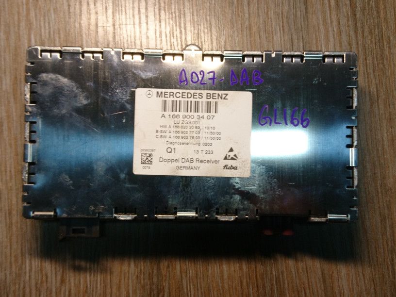DAB - тюнер Mercedes-Benz GL-Класс X166 2014, 3.0 л., OM 642.826, дизель, АКПП, белый, внедорожник 5 дв., A1669003407