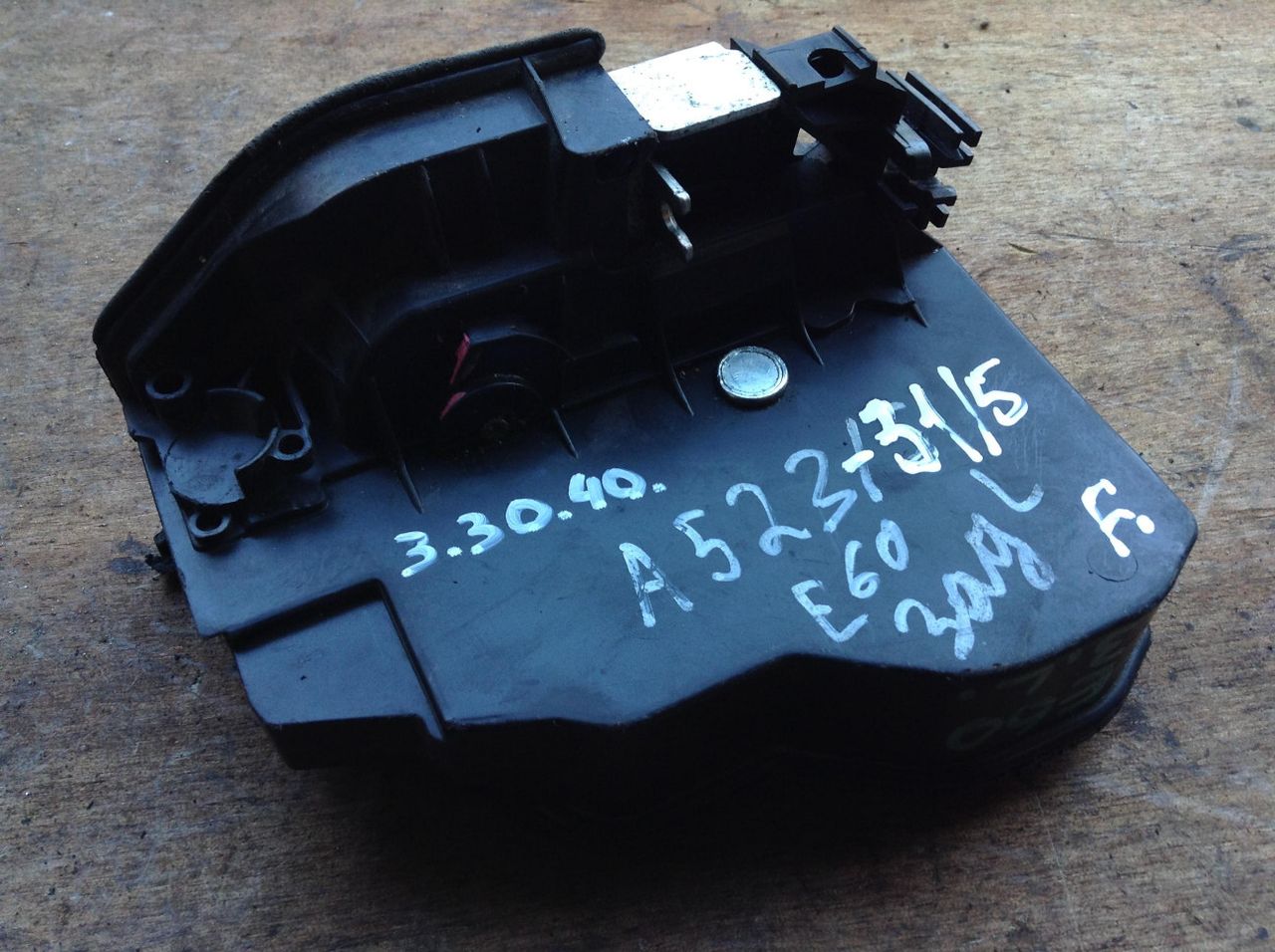 замок двери задней левой BMW 5 серия E60/E61 2006, 2.0 л., M47 D20 (204D4), дизель, АКПП, седан, 7202147