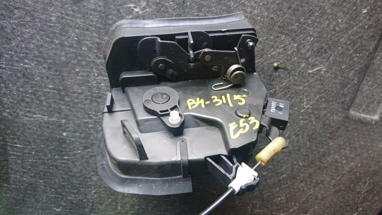 замок двери задней левой BMW X5 E53 2001, 4.6 л., M62 B46 (468S1), бензин, АКПП, внедорожник 5 дв.