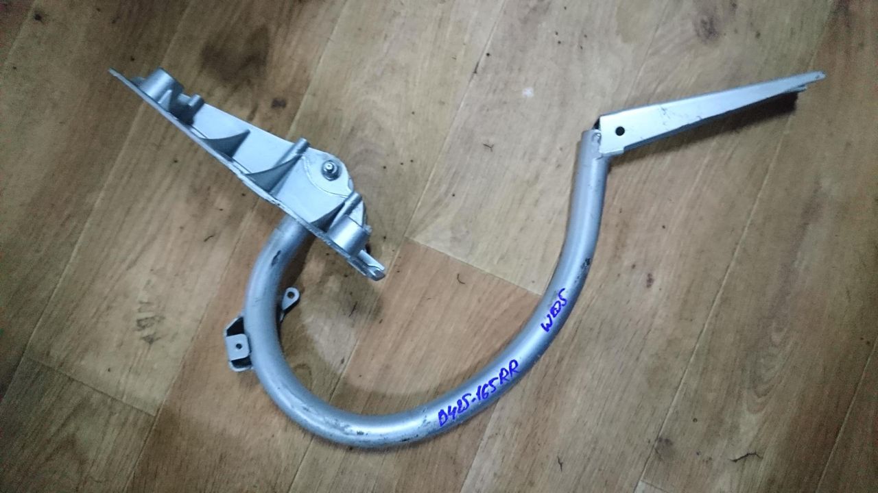 петля крышки багажника Mercedes-Benz C-Класс W205/S205/C205 2015, 2.0 л., M 274.920, бензин, АКПП, седан, правый руль, A2057500428