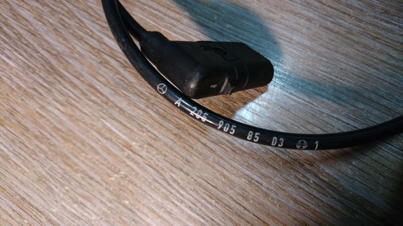 датчик ABS Mercedes-Benz C-Класс W205/S205/C205 2015, 2.0 л., M 274.920, бензин, АКПП, седан, правый руль, A2059058503