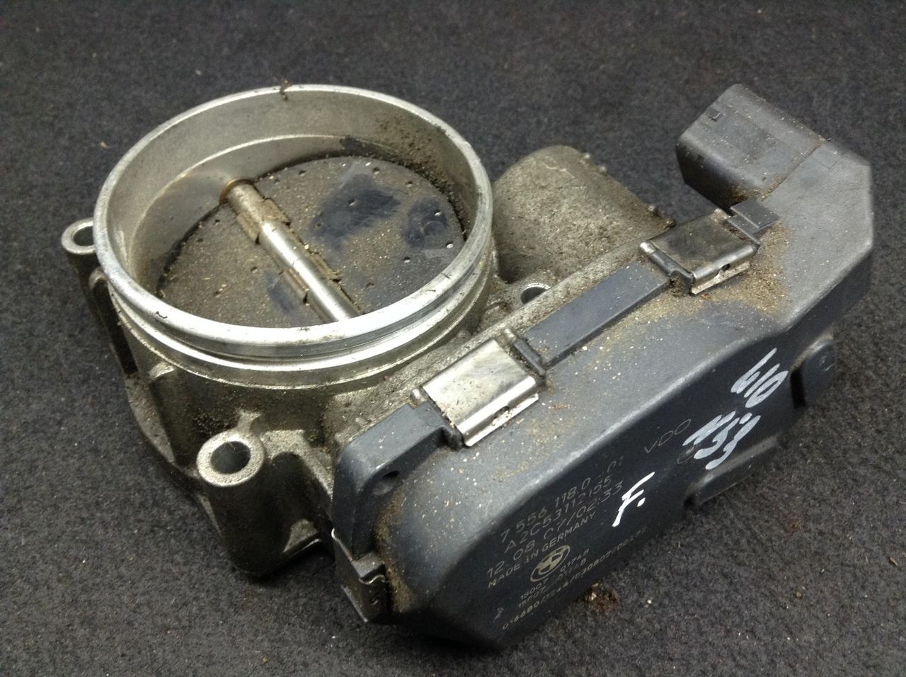 заслонка дроссельная BMW 3 серия E90/E91/E92/E93 2007, 3.0 л., N53 B30 A, бензин, АКПП, черный, купе, 7556118, A2C53112155