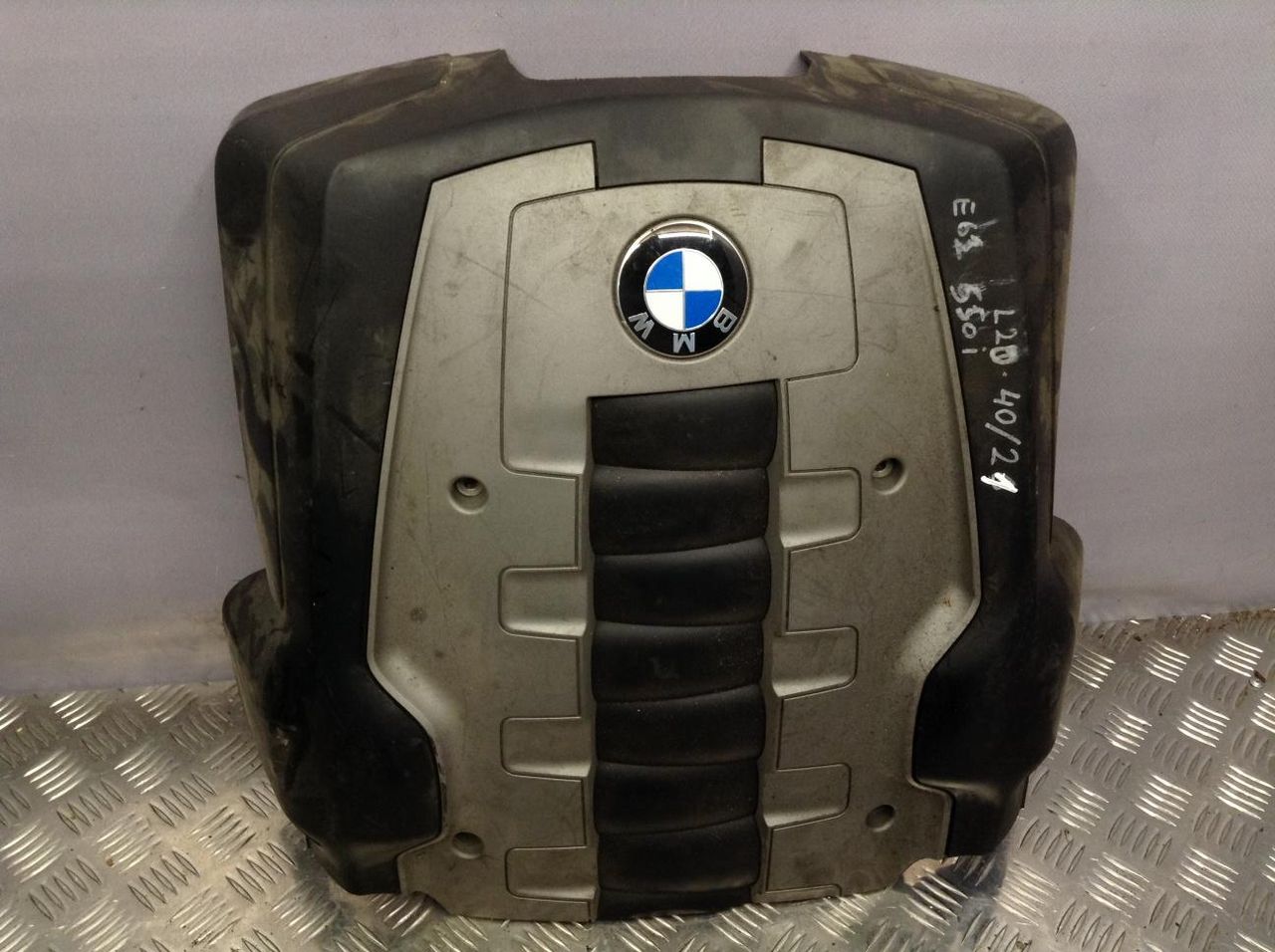 декоративная крышка двигателя BMW 5 серия E60/E61 2006, 4.8 л., N62 B48 A, бензин, АКПП, универсал, 7335151
