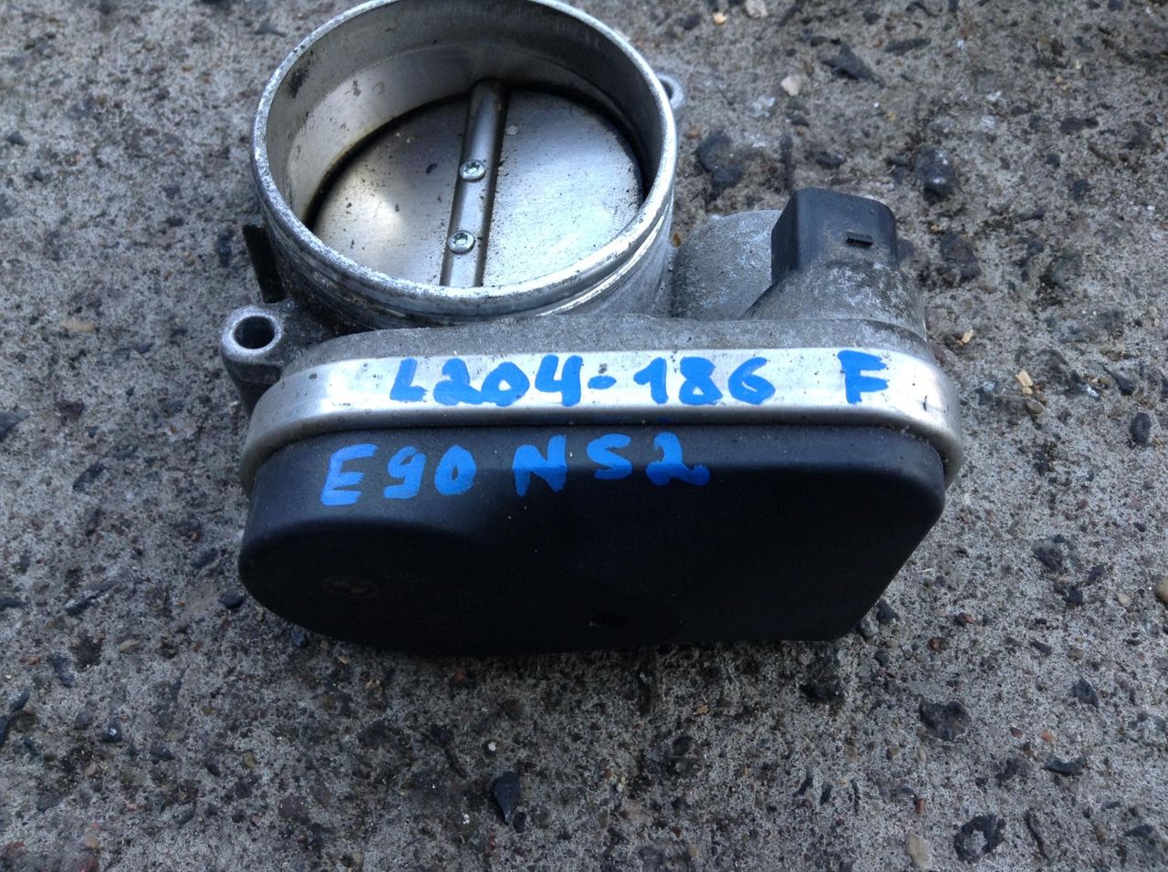 заслонка дроссельная BMW 3 серия E90/E91/E92/E93 2006, 2.5 л., N52 B25 A, бензин, АКПП, седан, 7516946