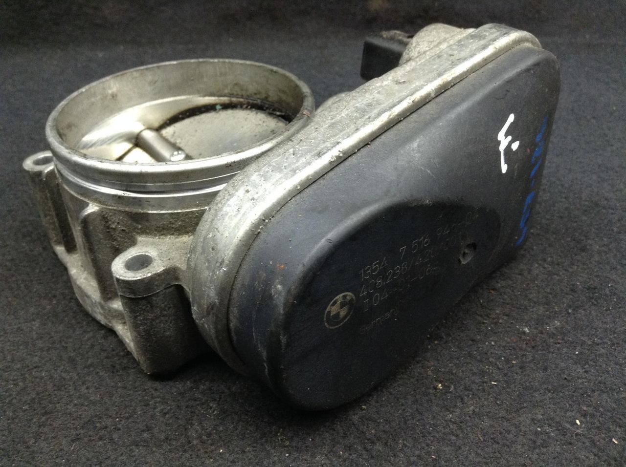 заслонка дроссельная BMW 5 серия E60/E61 2007, 3.0 л., N52 B30 A, бензин, АКПП, седан, 7516946, 408238420001