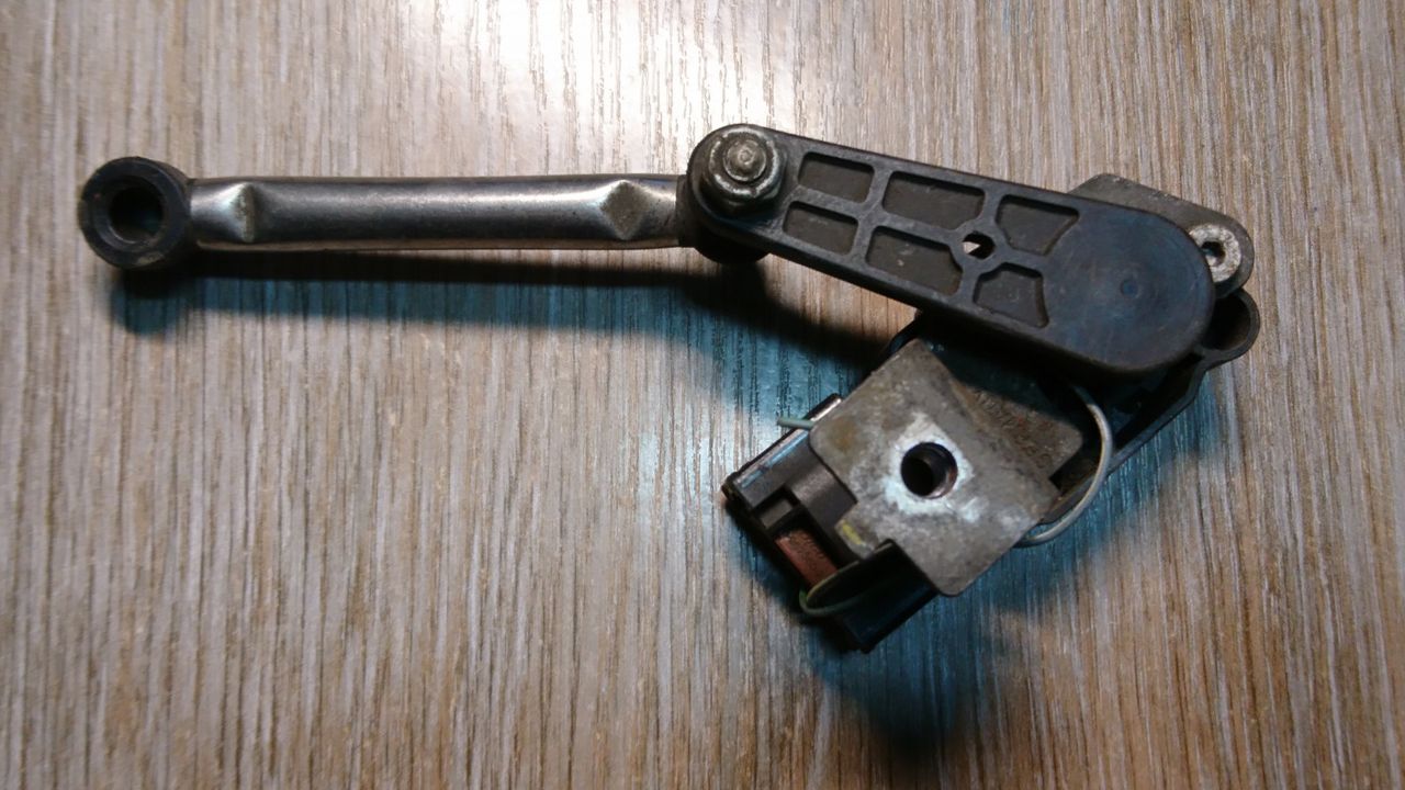 датчик дорожного просвета BMW X5 E70 2007, 3.0 л., M57 D30 (306D5), дизель, АКПП, внедорожник 5 дв., 6778814