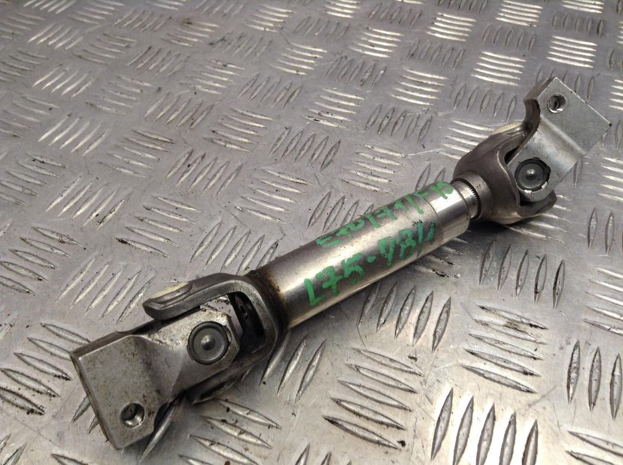 рулевой карданчик BMW X5 E70 2007, 3.0 л., M57 D30 (306D5), дизель, АКПП, внедорожник 5 дв., 6776928