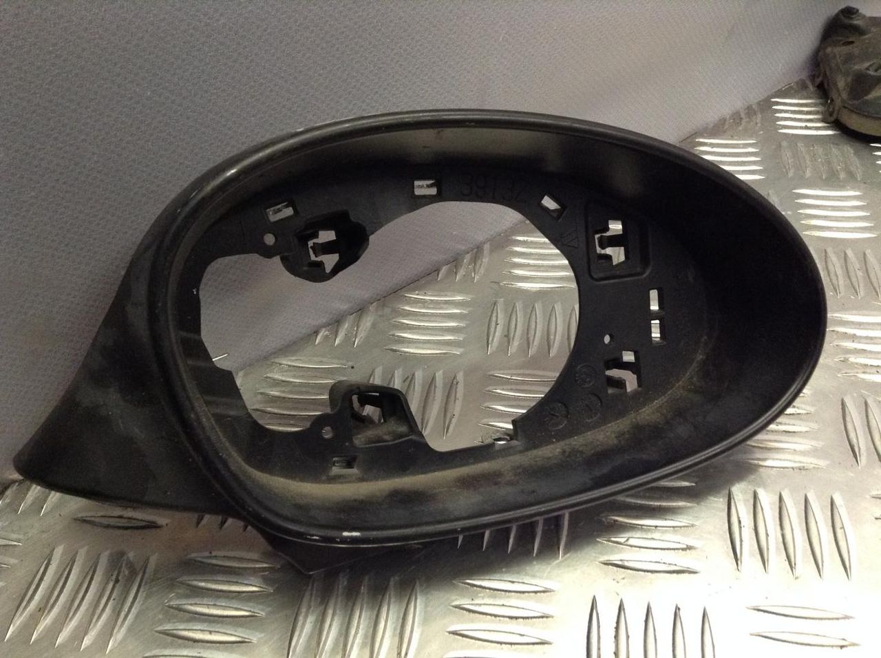 рамка зеркала правого BMW 3 серия E90/E91/E92/E93 2006, 2.0 л., M47 D20 (204D4), дизель, АКПП, седан