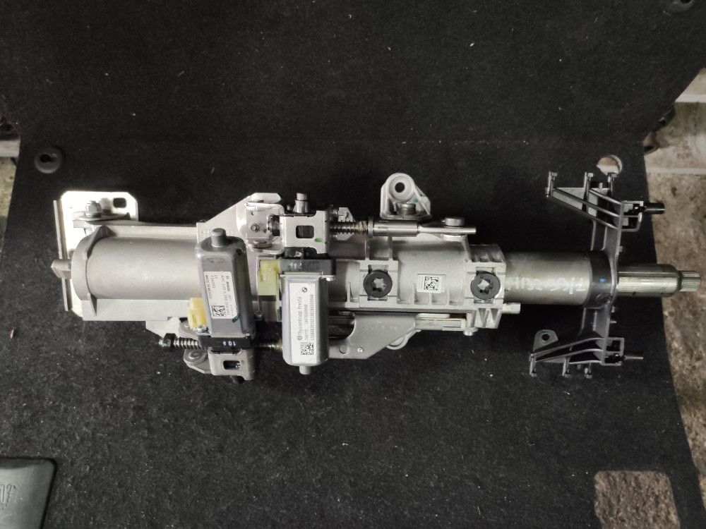 рулевая колонка BMW X5 F15 2014, 3.0 л., N57 D30 A, дизель, АКПП, внедорожник 5 дв., 6868391