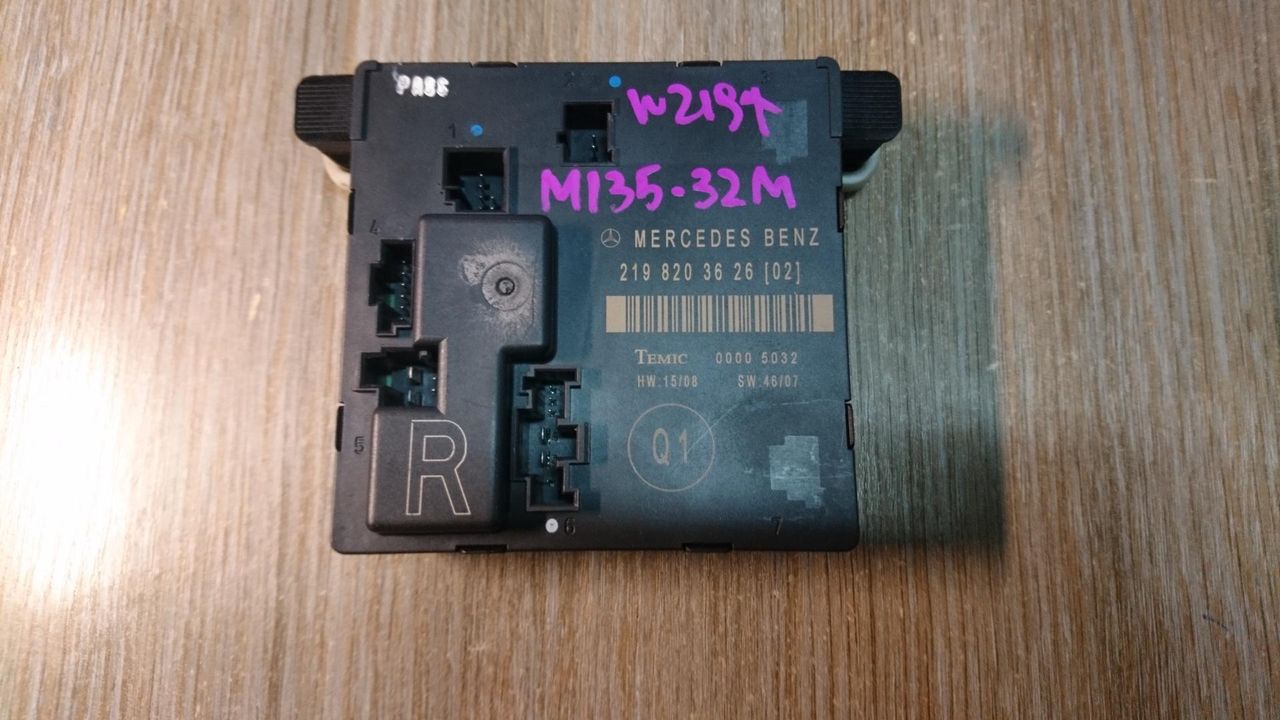 модуль управления двери Mercedes-Benz CLS-Класс C219 2007, 3.0 л., OM 642.920, дизель, АКПП, купе, A2198203626