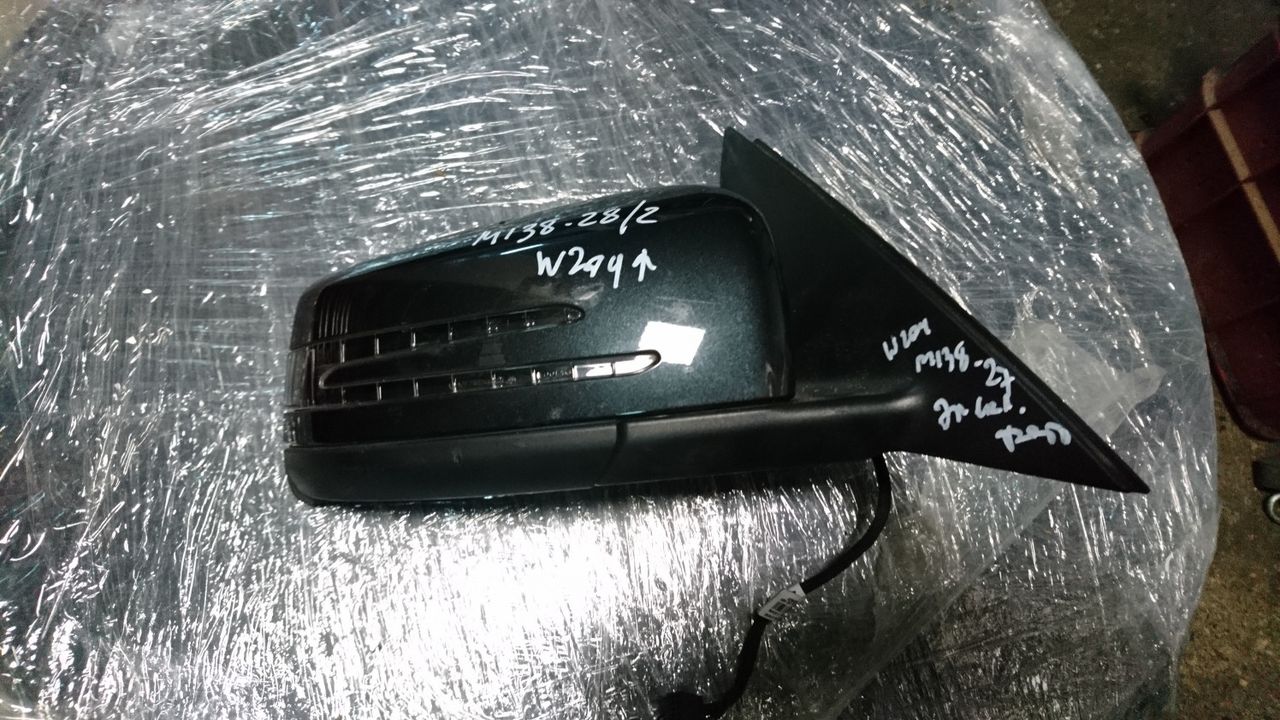 зеркало наружное правое Mercedes-Benz C-Класс W204 [рестайлинг] 2013, 2.1 л., OM 651.913, дизель, АКПП, седан, A2048107293, A3160072