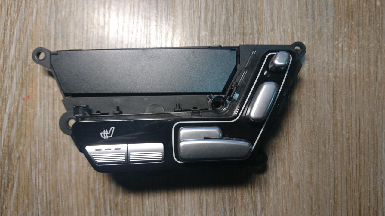 панель управления Mercedes-Benz S-Класс W221 [рестайлинг] 2012, 3.0 л., OM 642.862, дизель, АКПП, серебристый, седан, A2218709558