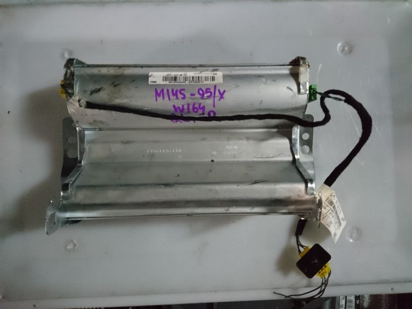 подушка безопасности пассажира Mercedes-Benz M-Класс W164 2006, 3.0 л., OM 642.940, дизель, АКПП, внедорожник 5 дв., A2518600805